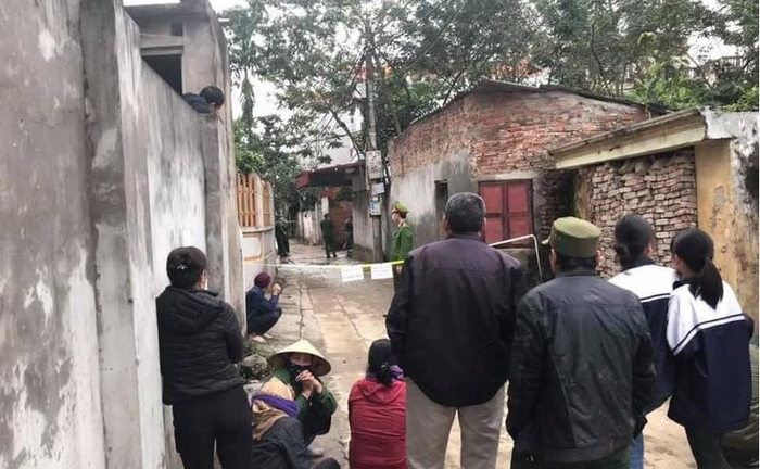 Nghịch tử vung dao chém bố mẹ thương vong ở Hà Nội là kẻ nghiện ma túy